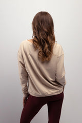 Chandail de détente pour femme, coupe ample col large en Tencel, éco-responsable fait au Québec, vêtement yoga et méditation