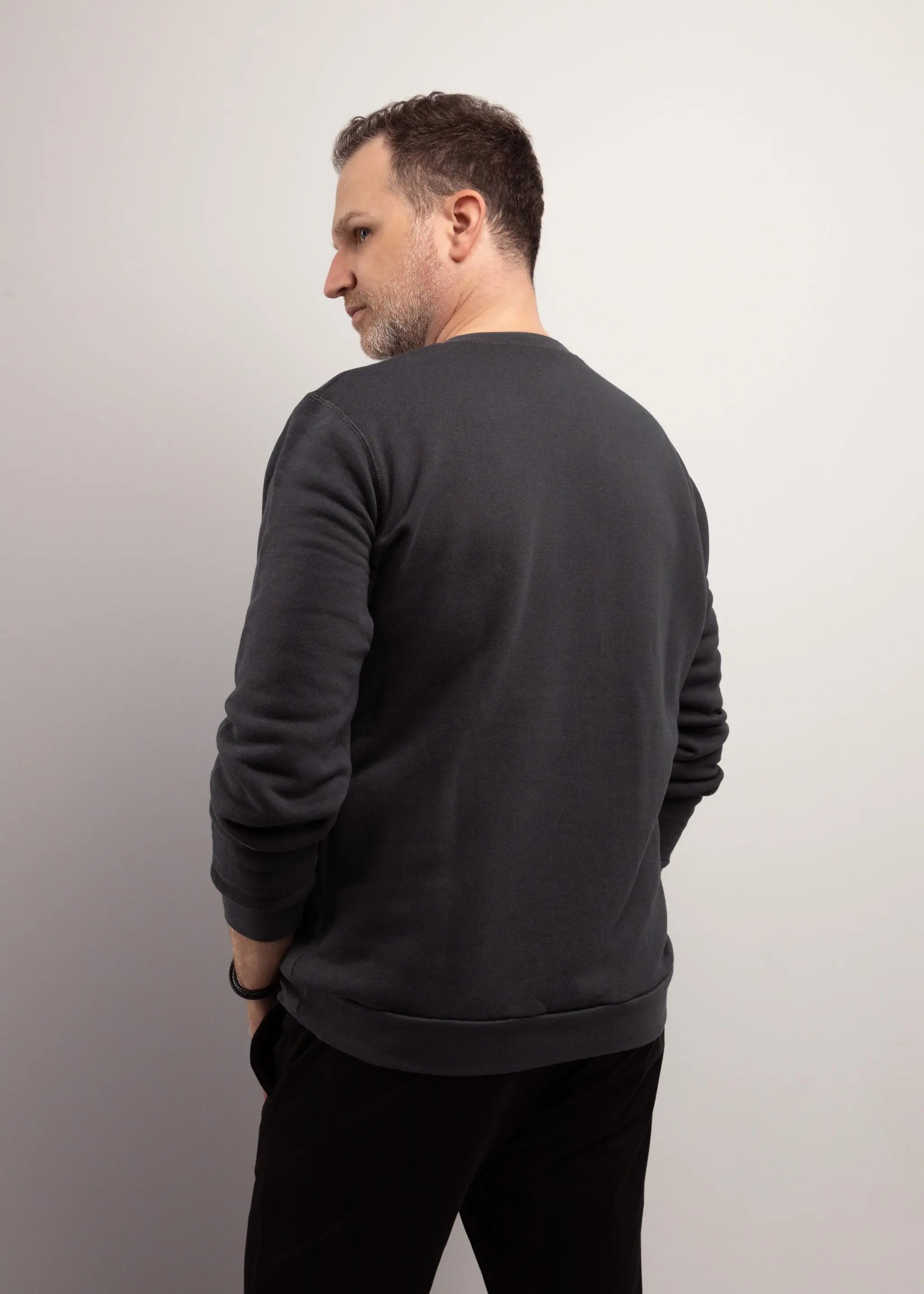 Crewneck pour homme en bambou, éco-responsable fait au Québec, vêtement de yoga, détente et méditation