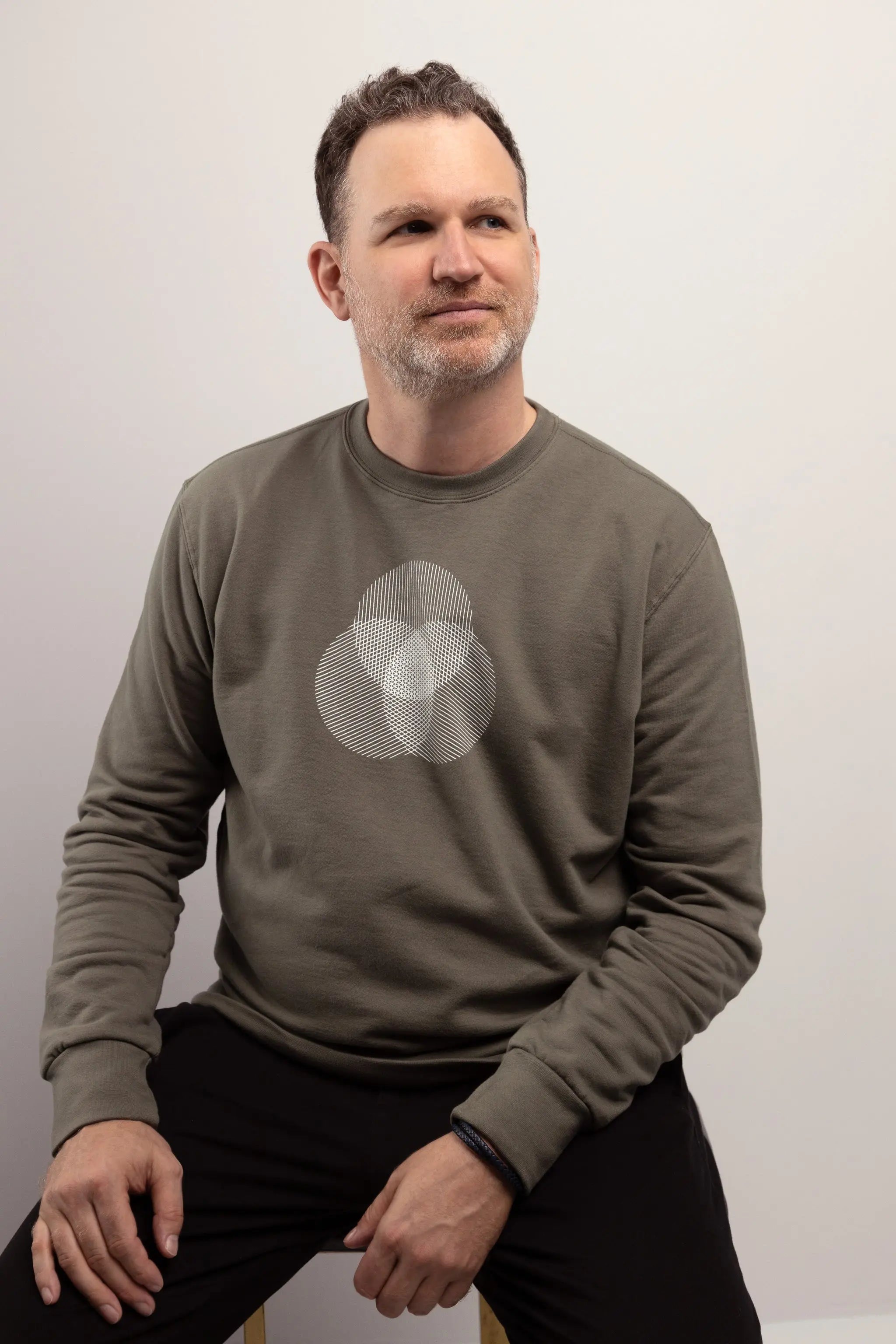 Crewneck pour homme coton biologique fait au Canada, symbole géométrie sacré