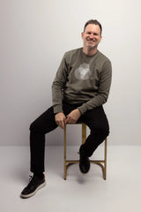 Crewneck écologique pour homme fait au Canada, symbole de géométrie sacré, mode consciente