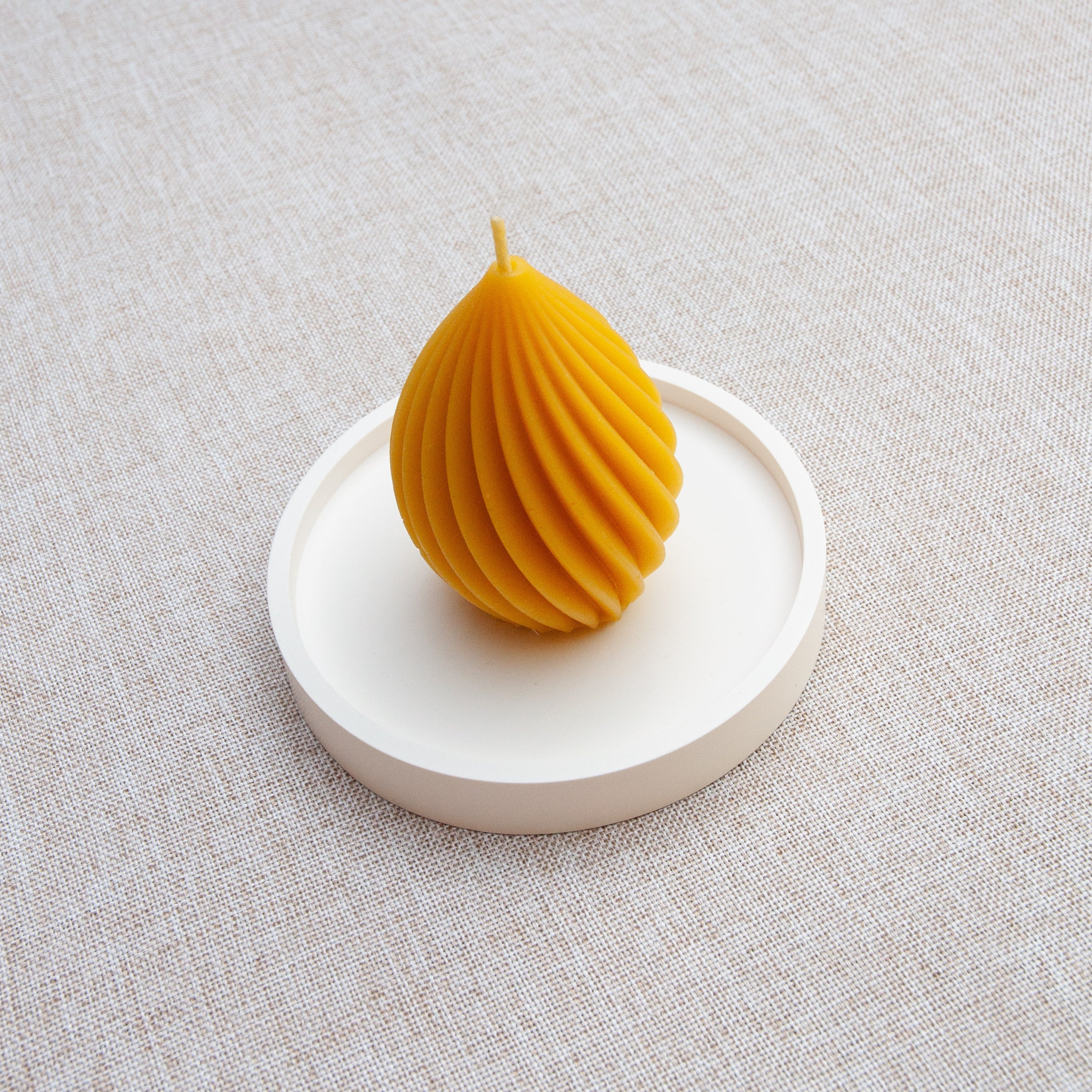 TORUS – Bougie en cire d’abeille jaune naturelle du Québec Maison Kunda