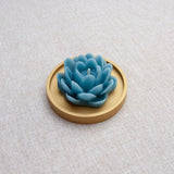 LOTUS – Bougie parfumée en cire d’abeille blanche colorée naturellement Maison Kunda