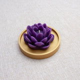 LOTUS – Bougie parfumée en cire d’abeille blanche colorée naturellement Maison Kunda