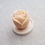 GRANDE ROSE – Bougie parfumée en cire d’abeille blanche colorée naturellement Maison Kunda