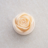 GRANDE ROSE – Bougie parfumée en cire d’abeille blanche colorée naturellement Maison Kunda