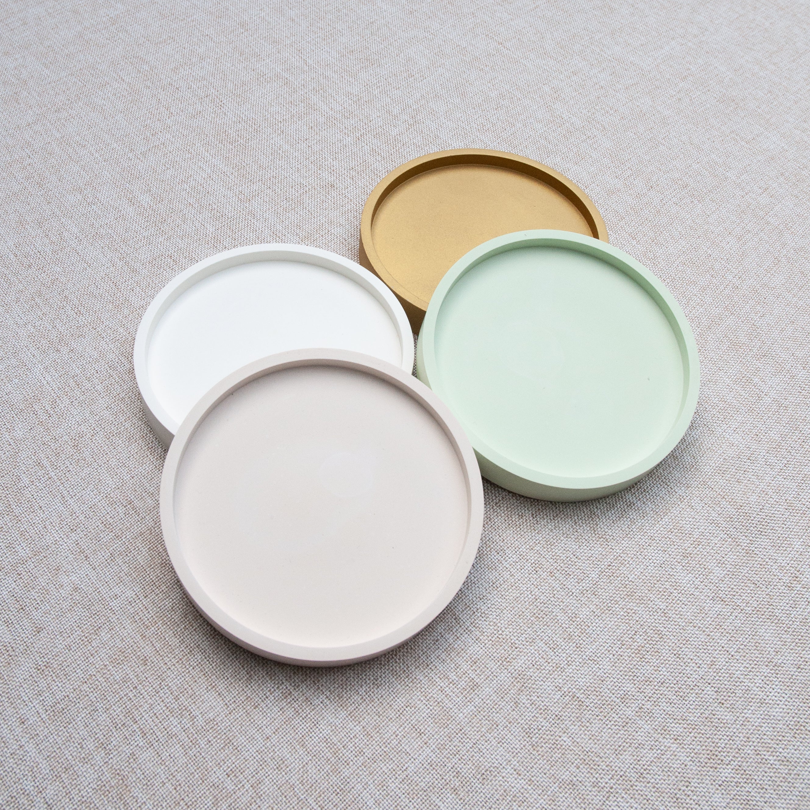 Petit plateau à bougie en plâtre éco-résine Maison Kunda