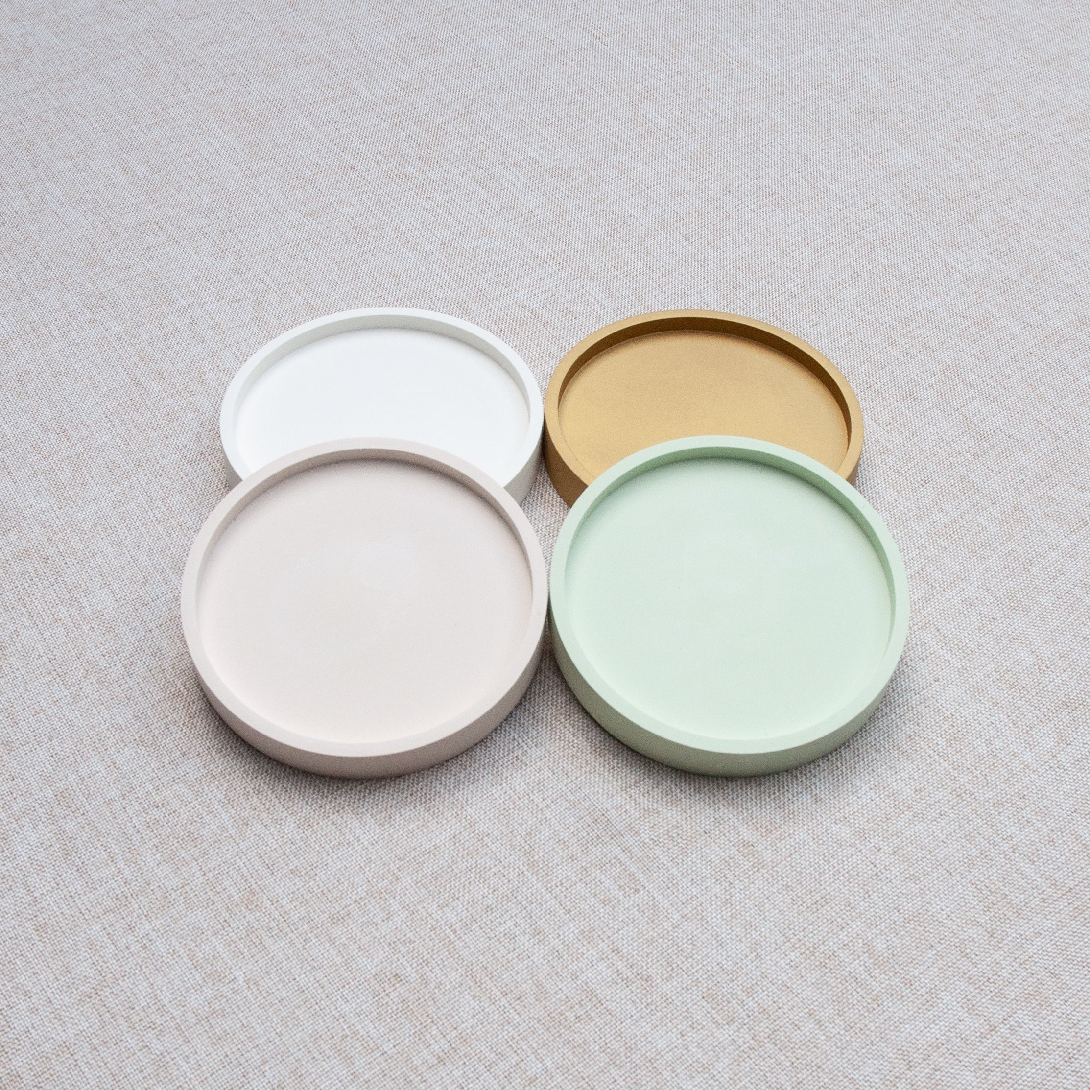 Petit plateau à bougie en plâtre éco-résine Maison Kunda
