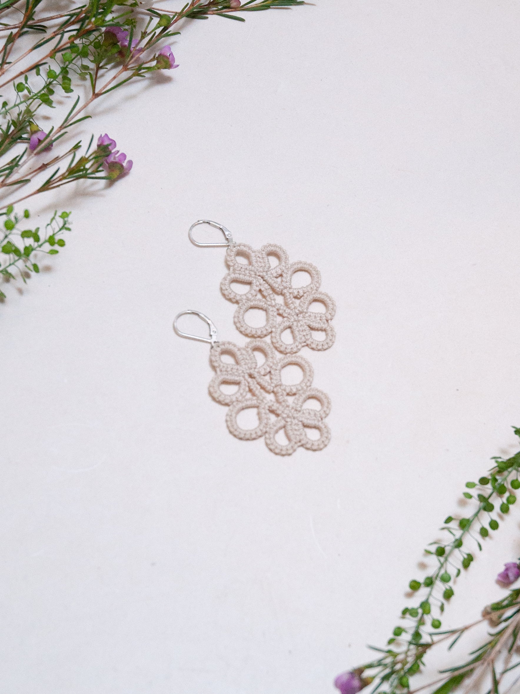 KOLAM Boucles d'oreilles boho chic colorées