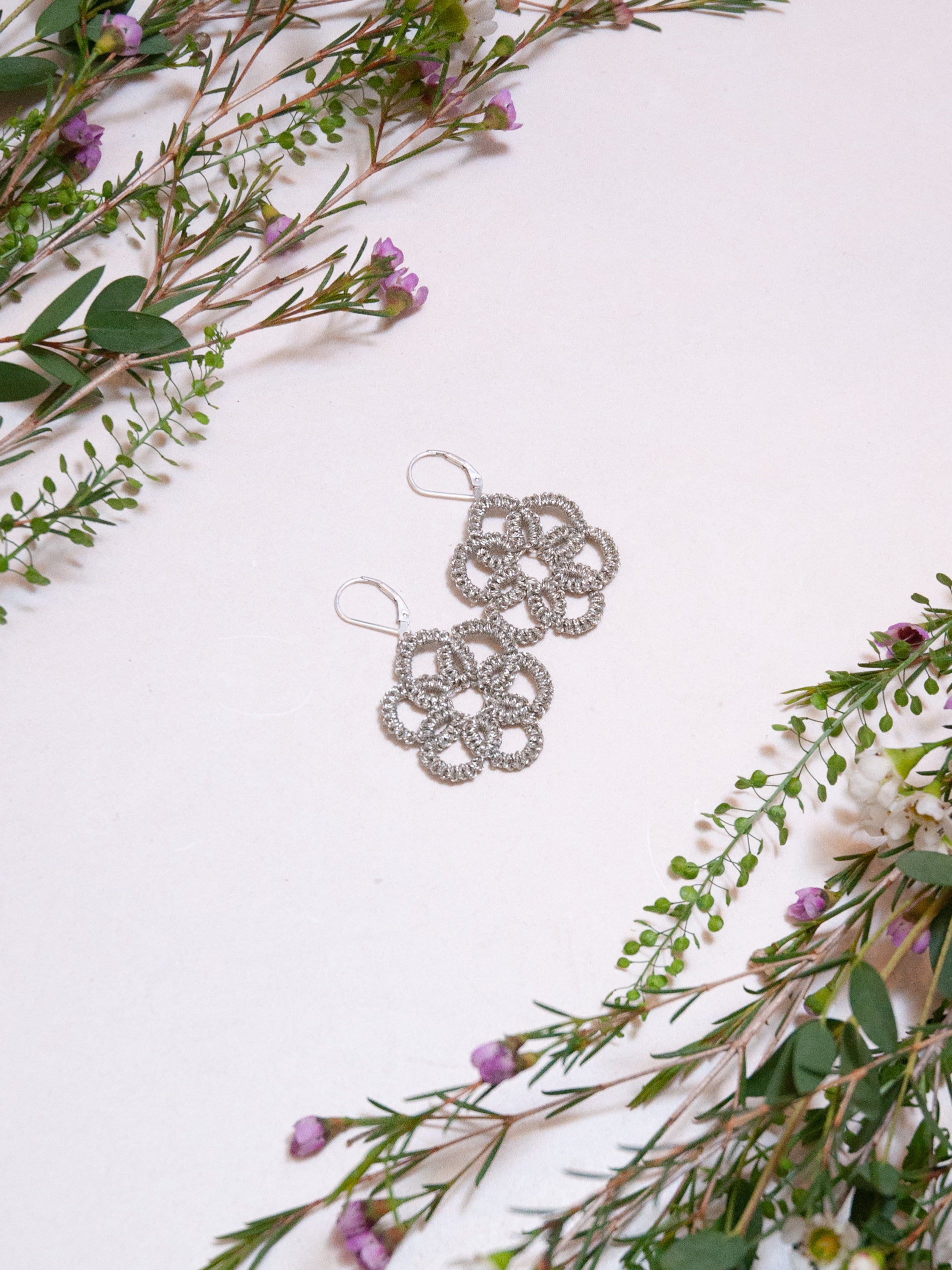 FLEUR DE VIE Boucles d'oreilles boho chic colorées