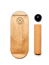 Planche d'équilibre Classique MTL Balance Board, vue de dos avec logo et accessoires
