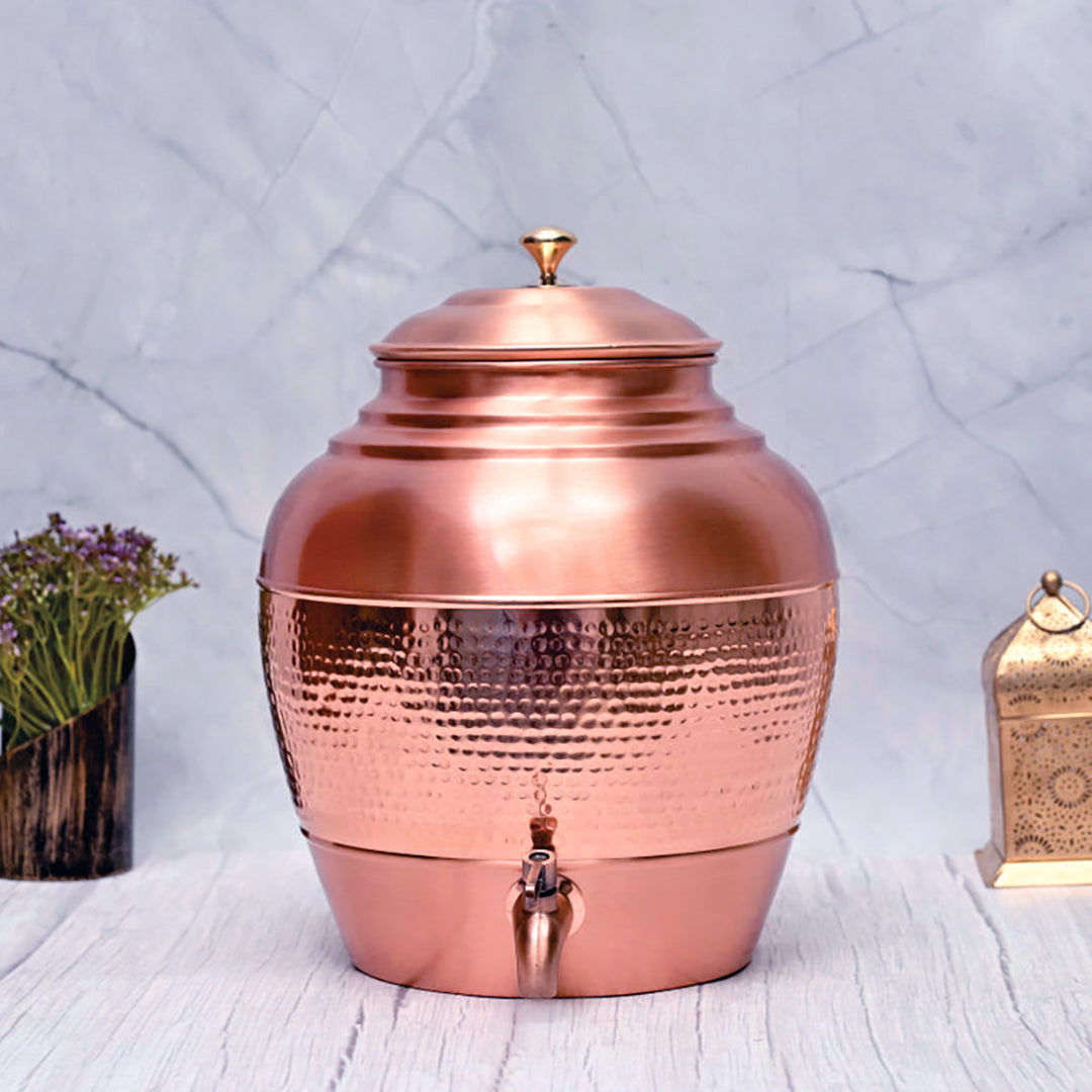 Distributeur à eau Matka en cuivre ayurvédique rond traditionnel contemporain 10 L
