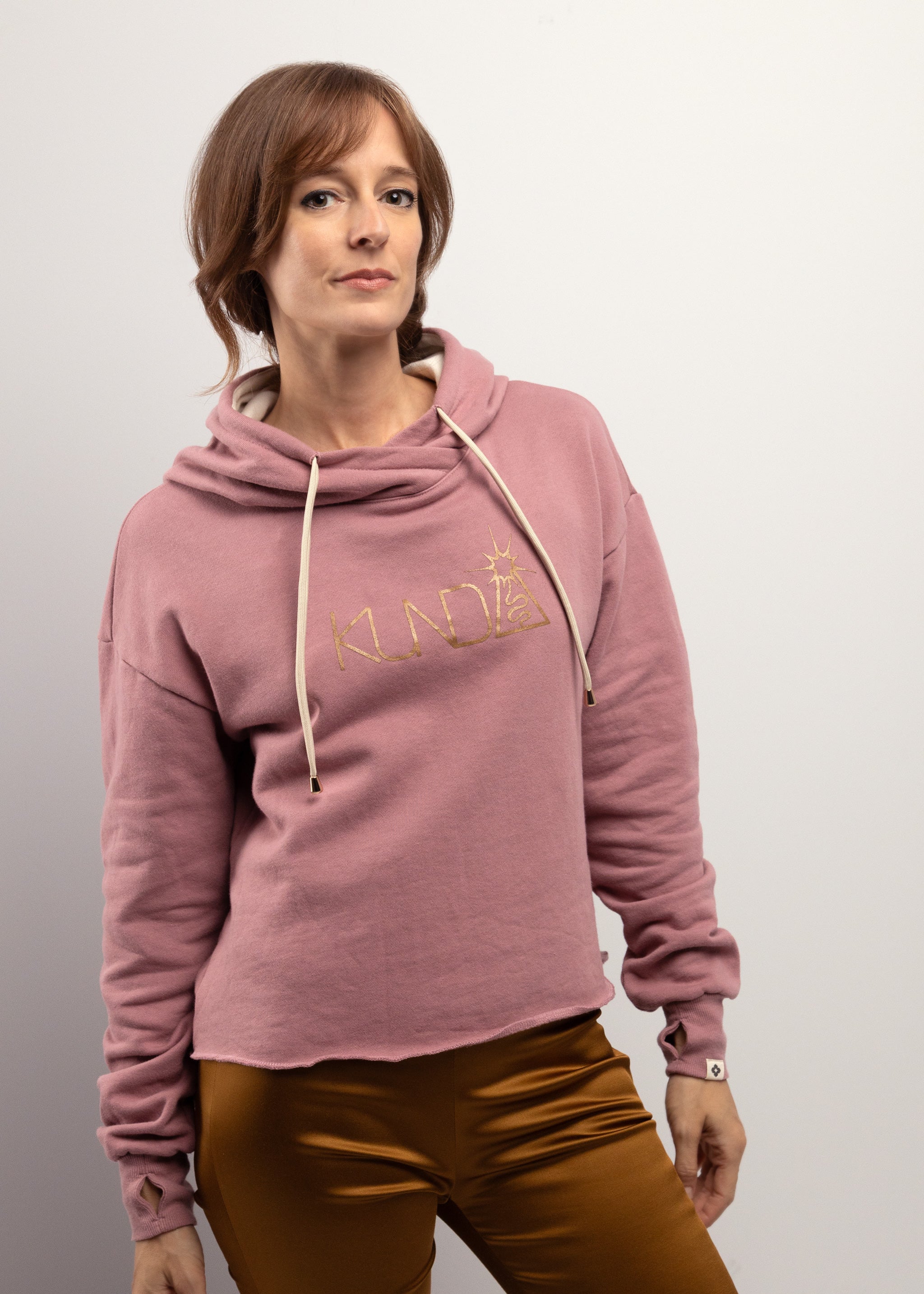 Logo KUNDA hoodie crop pour femme