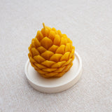 POMME DE PIN – Bougie en cire d’abeille jaune naturelle du Québec