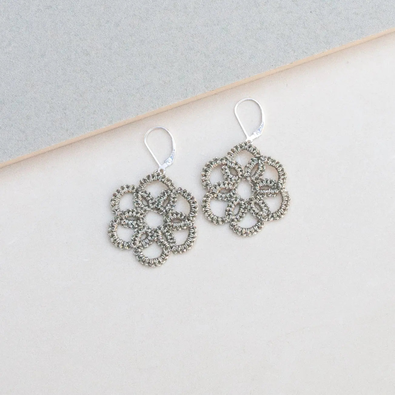 FLEUR DE VIE Boucles d'oreilles boho chic colorées Maison Kunda
