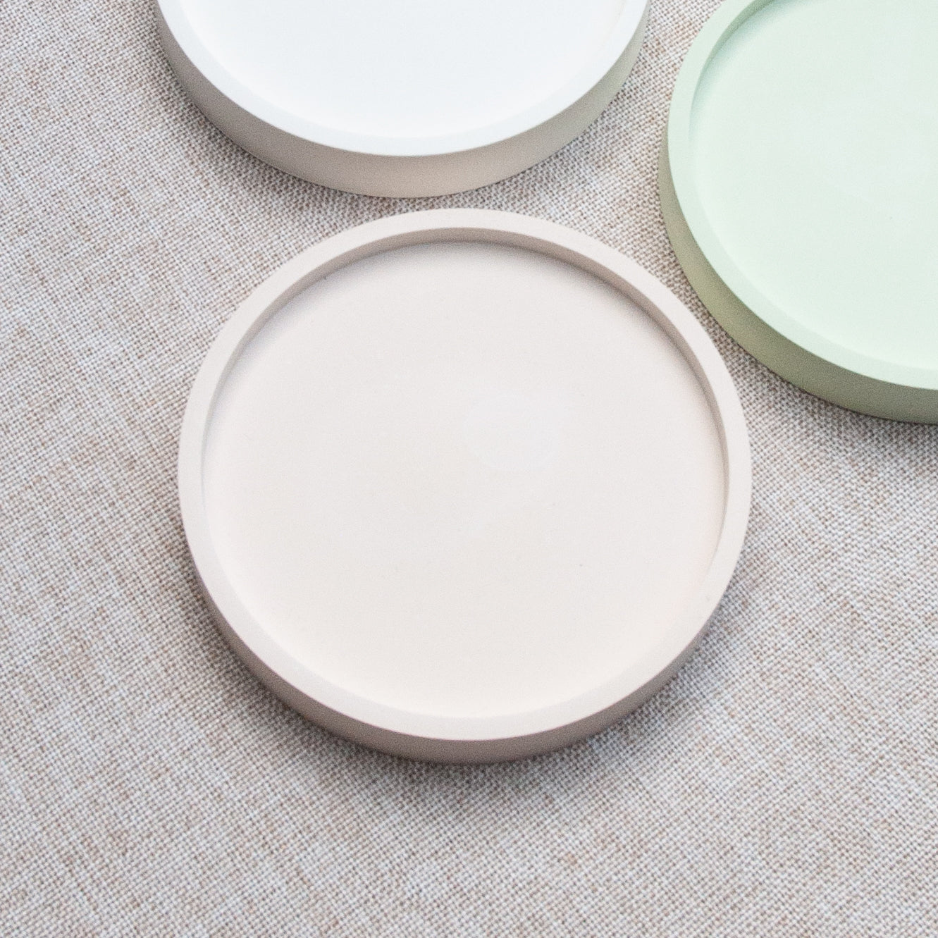 Petit plateau à bougie en plâtre éco-résine