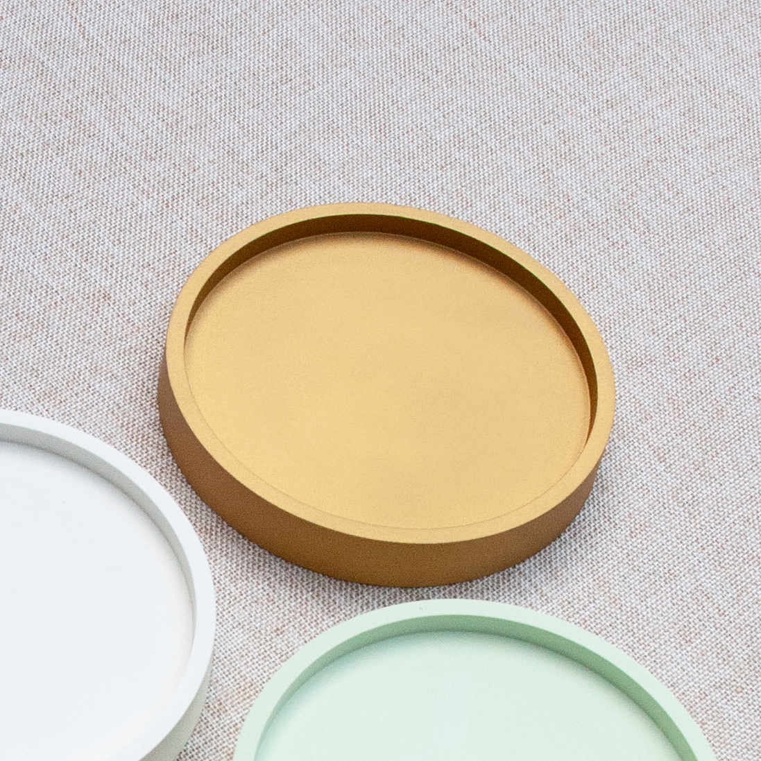 Petit plateau à bougie en plâtre éco-résine